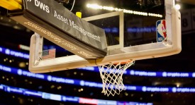 快船队新赛季阵容变动：伦纳德离队，哈登拒绝高薪前景堪忧